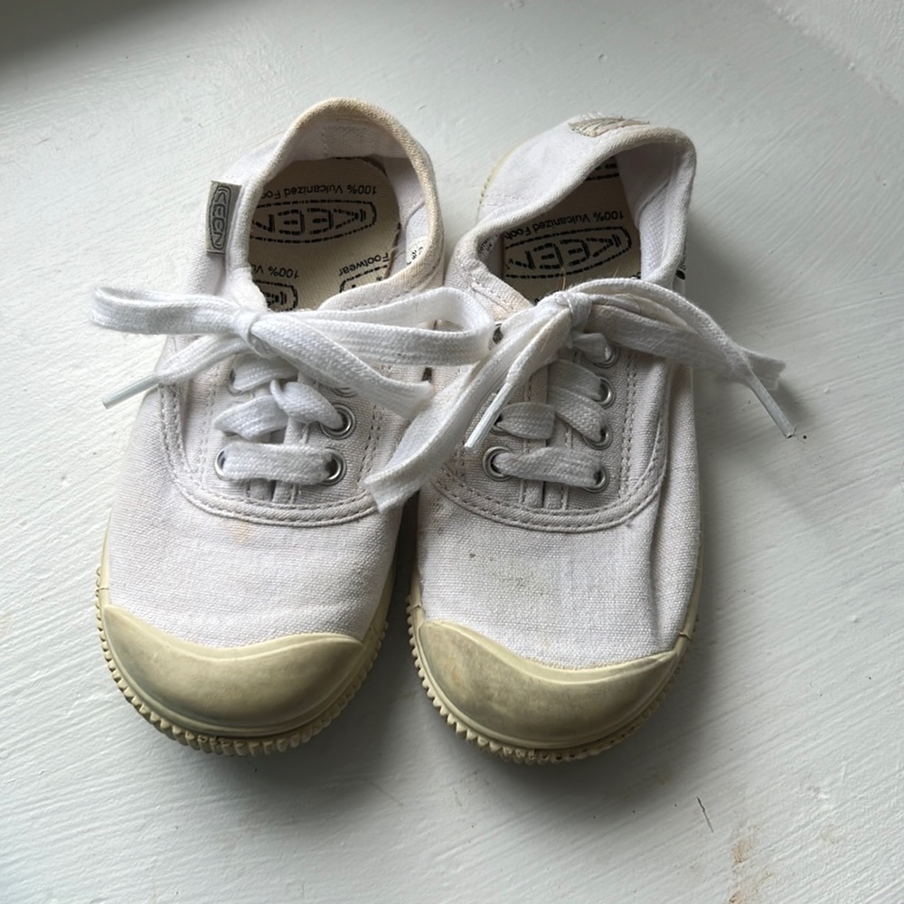 Keen girls sneakers